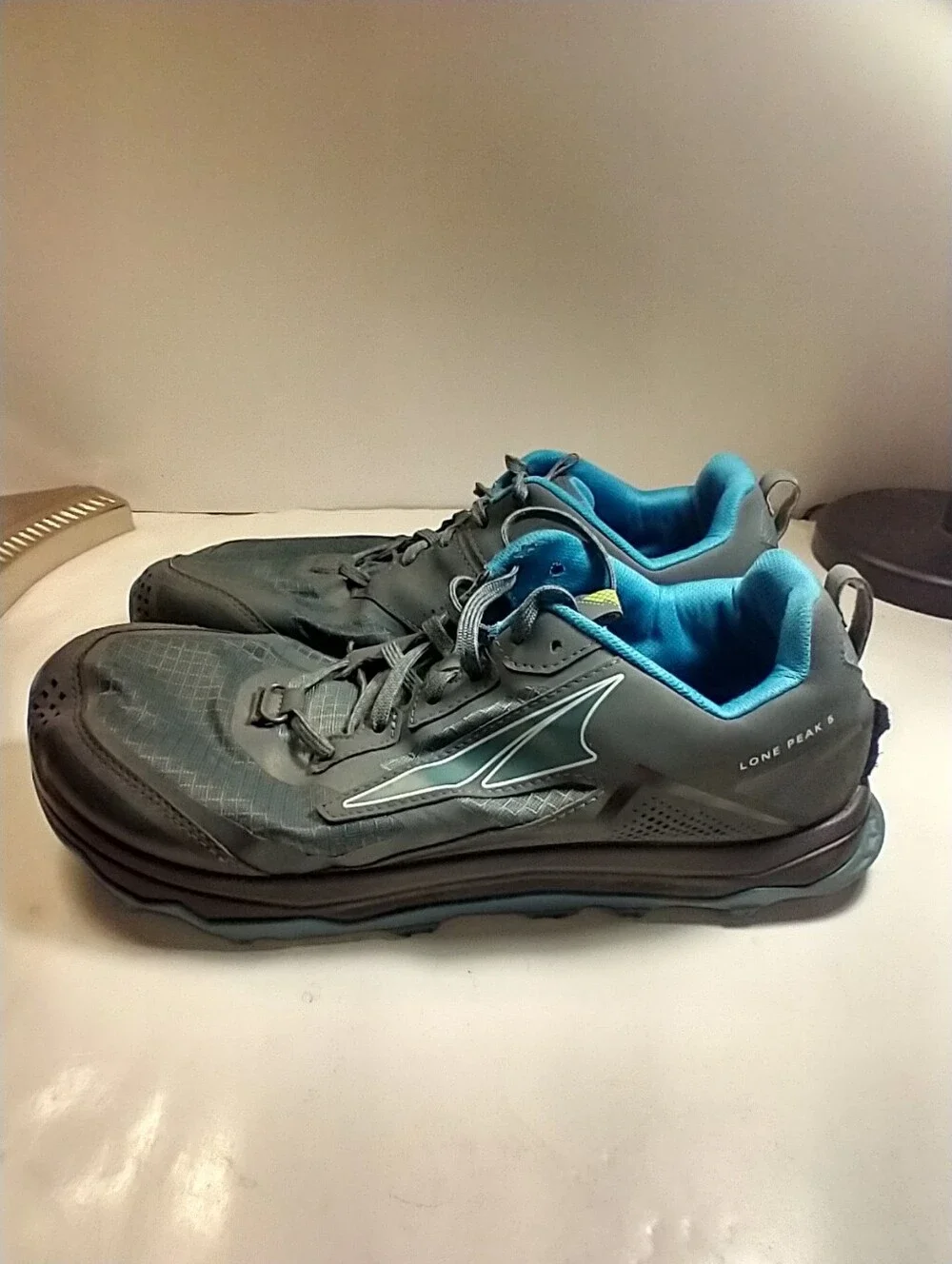 Altra Lone Peak 5 Trail Running Shoes Sneakers Men's sz 10.5.
